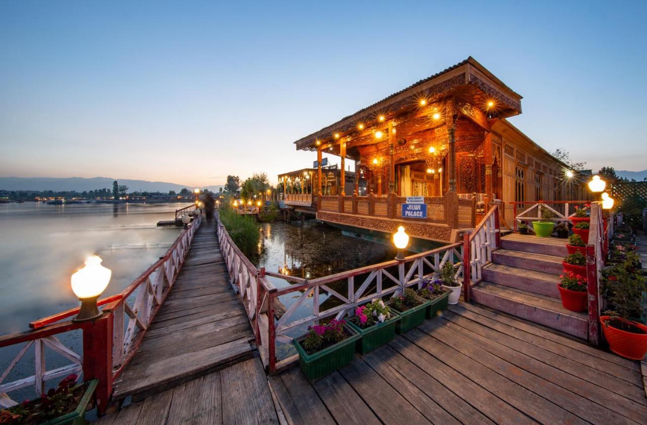 Kolu Group Of Houseboats Otel Srīnagar Dış mekan fotoğraf